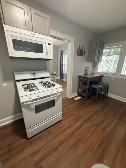 Building Photo - 4823 E Michigan St