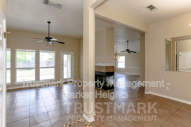 Building Photo - 505 Chickasaw Dr