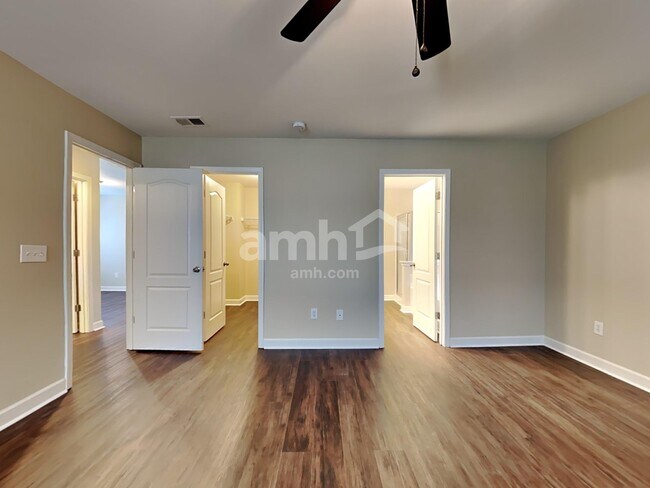 Building Photo - 120 Maywood Drive