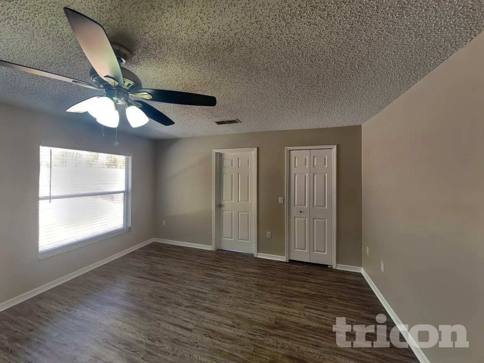 Building Photo - 3390 Shalimar Cir