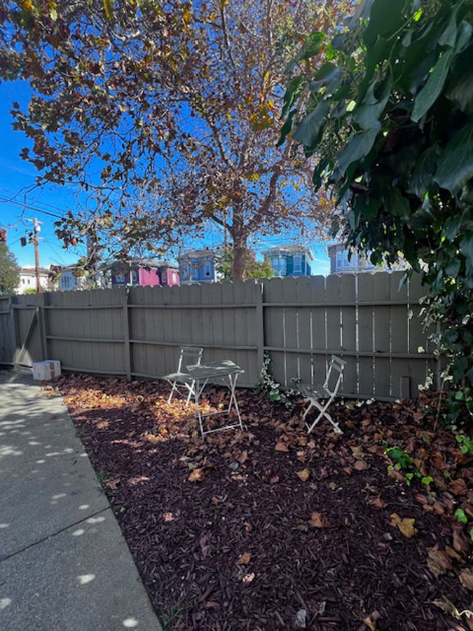 Building Photo - 1039 Peralta St