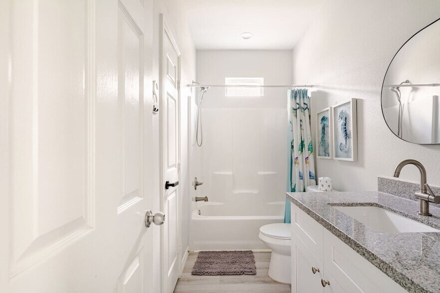 Building Photo - 1714 TX-87