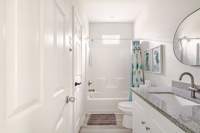 Building Photo - 1714 TX-87