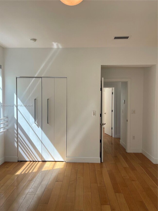 Building Photo - 2021 Meridian Ave