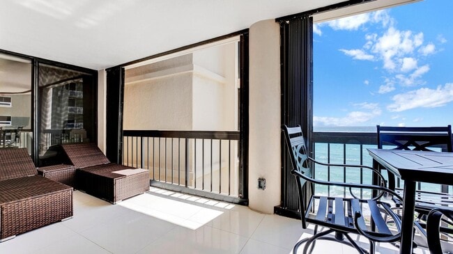 Building Photo - 5380 N Ocean Dr