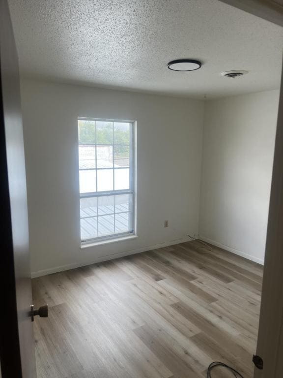 Building Photo - 405 2nd St