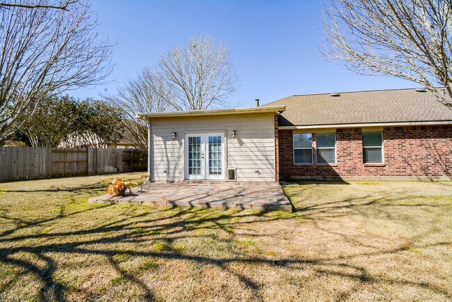 Building Photo - 3807 Belmont Turn