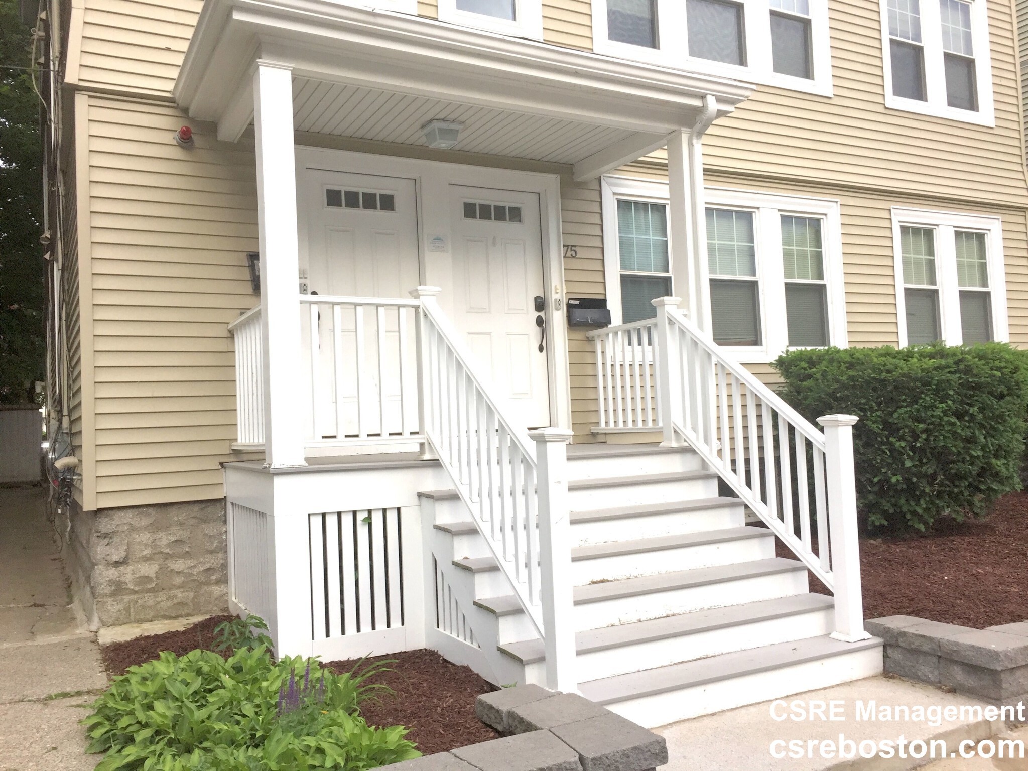 Building Photo - 75 Beechcroft St