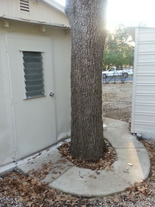 Building Photo - 7503 Jamie Wynell Cir