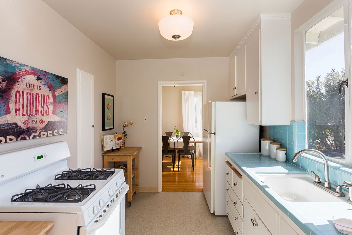 Building Photo - 459 44th St