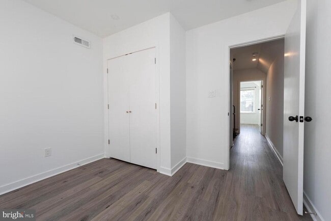 Building Photo - 2213 N Philip St