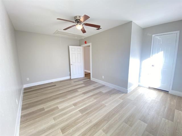 Building Photo - 5125 Sunshine Dr