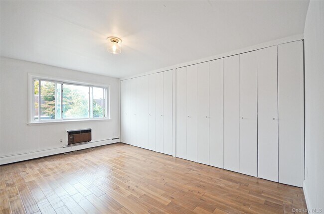 Building Photo - 437 Palisade Ave