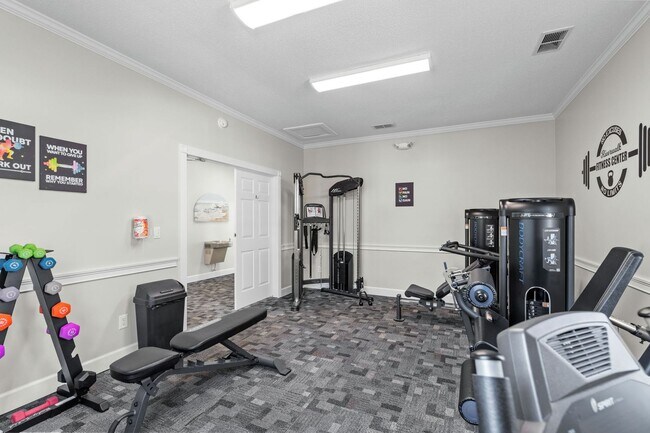 Building Photo - 686 Riverwalk Dr
