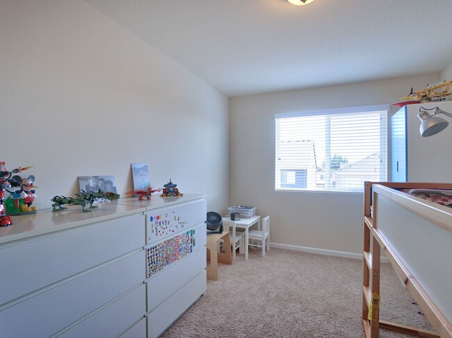 Building Photo - 15906 NW Brugger Rd