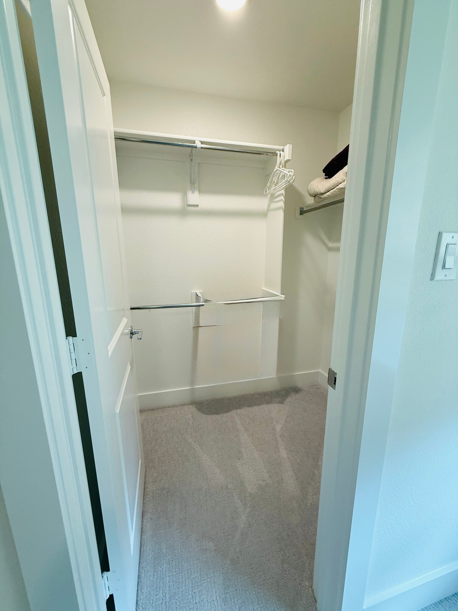 Walkin closet - 2604 Bucer Ct