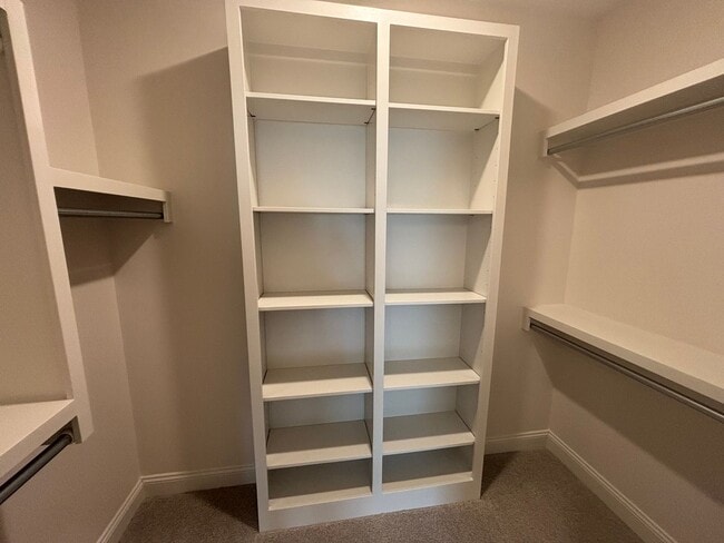 Building Photo - 123/125/127/129 Sheridan