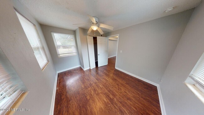 Building Photo - 5151 Alpha Ave