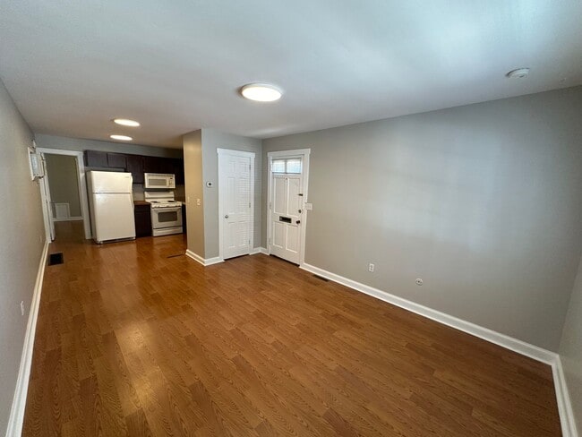 Building Photo - 199 E Whittier St