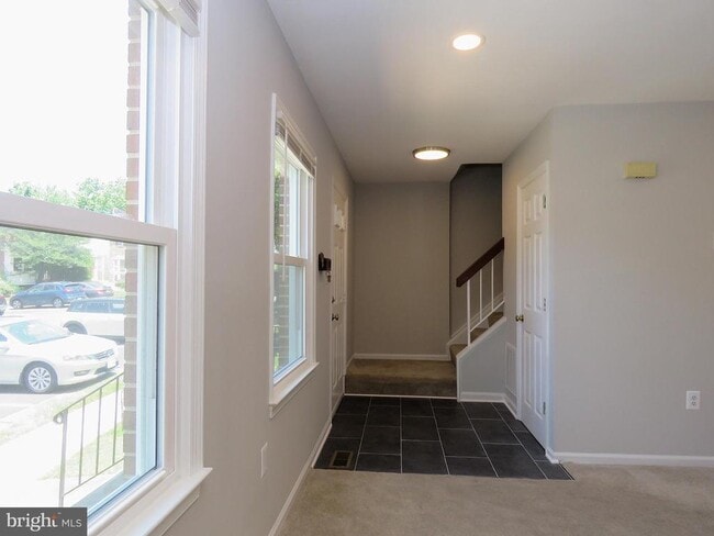 Building Photo - 3013 Hickory Grove Ct