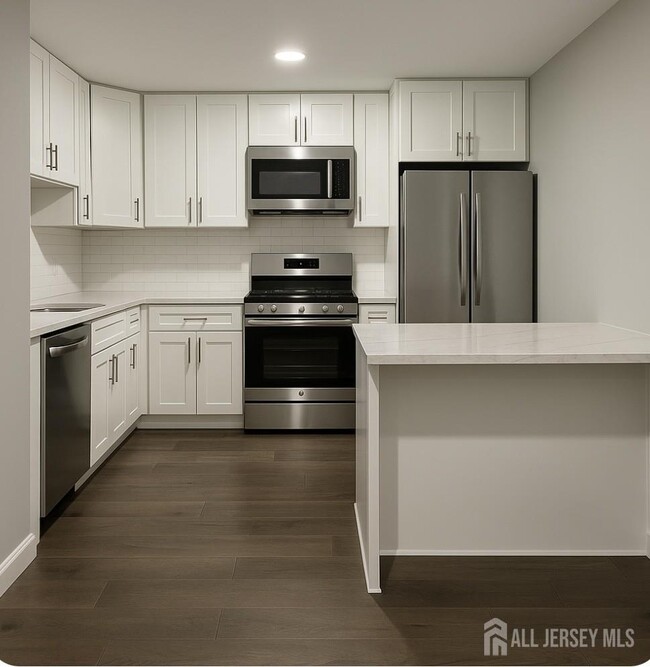 Building Photo - 340 Bowler Ct