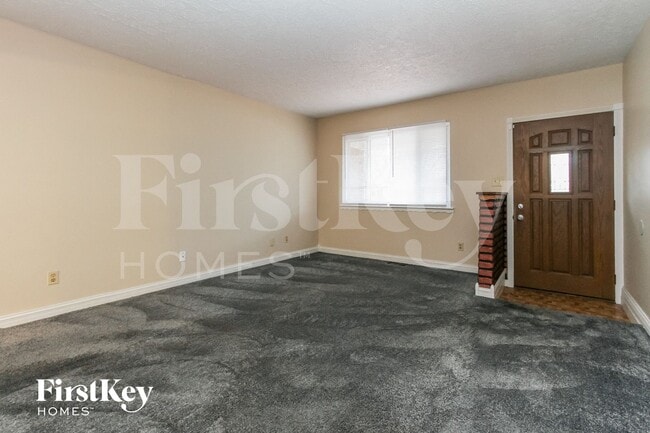 Building Photo - 1426 Moores Manor