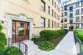 Building Photo - 1 bedroom in Chicago IL 60640
