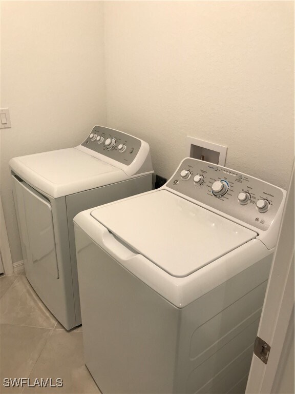 Building Photo - 2016 Vermont Ln