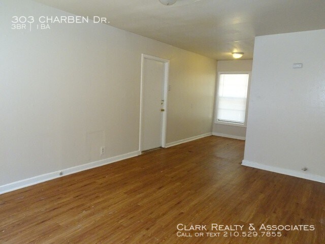 Building Photo - 303 Charben Dr., San Antonio, TX. 78237