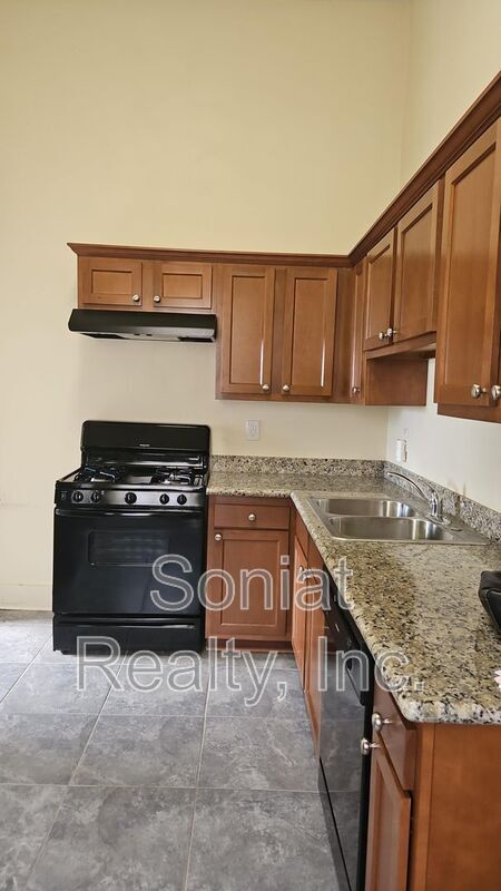 Building Photo - 1910 Elysian Fields Ave