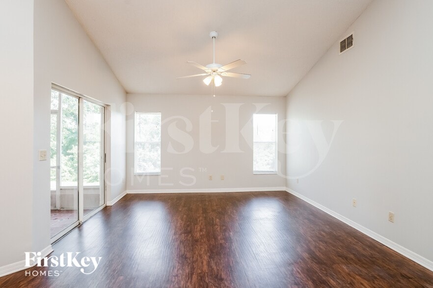 Building Photo - 6809 Coral Cove Dr