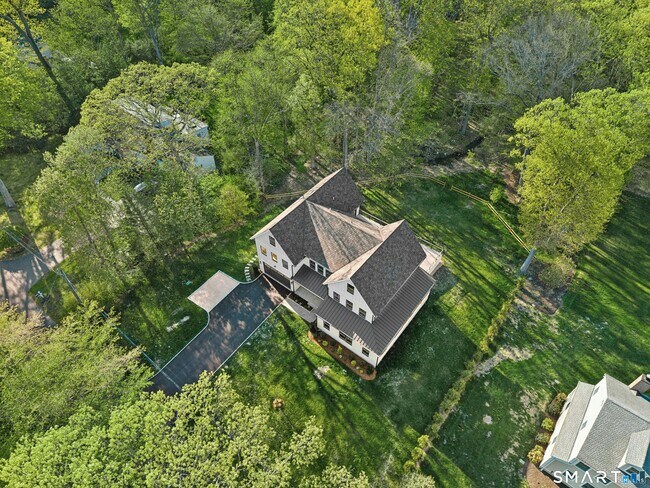 Building Photo - 20 Marianne Rd