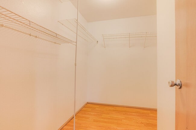 Building Photo - 31624 12th Pl SW