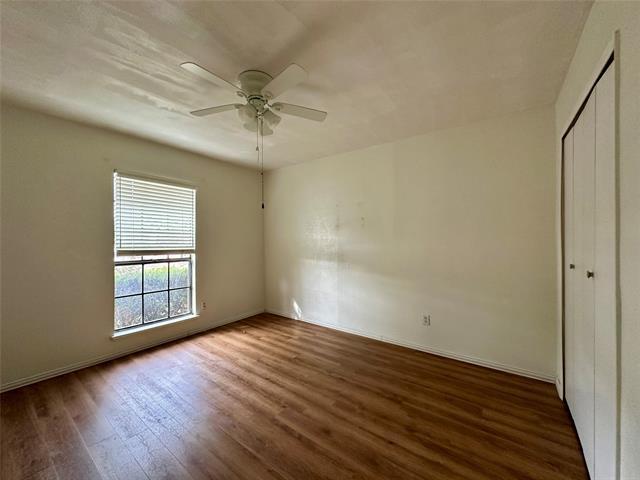 Building Photo - 570 Windsor Pl