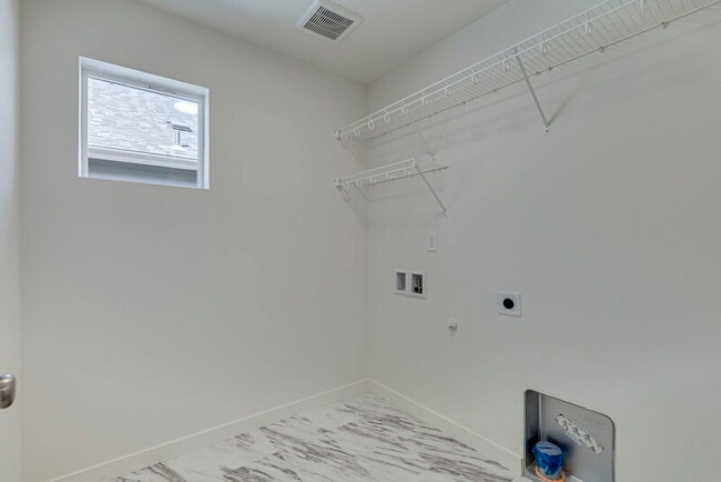 Building Photo - 1843 NW 18th Way