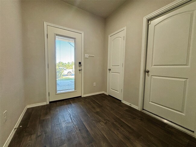 Building Photo - 12241 Trumpetfish Dr