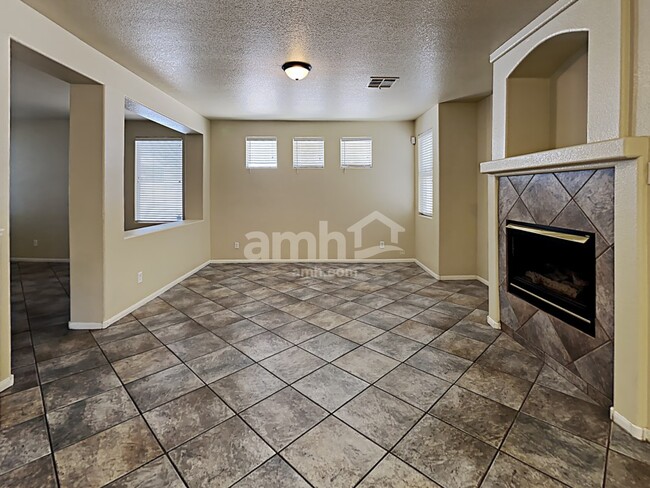 Building Photo - 1335 Milldale Ct
