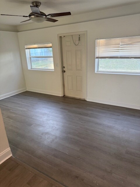 Building Photo - 5398 Colchester Ave