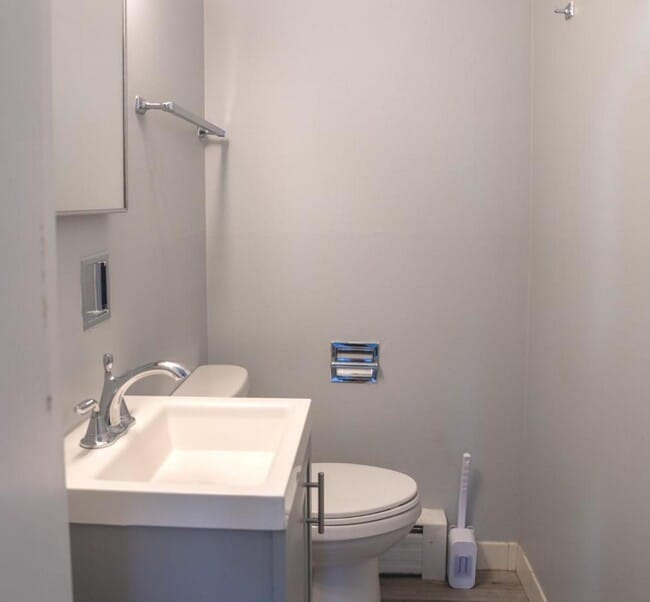 Building Photo - 2602 Central St