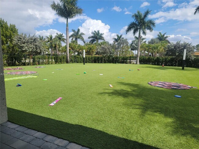 Building Photo - 5426 Pecan Dr