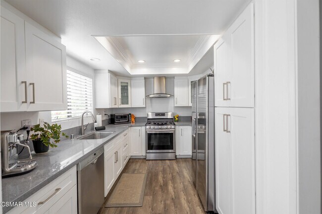 Building Photo - 21901 Burbank Blvd