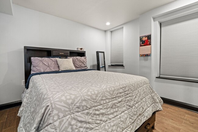Building Photo - Comfort in Motion: Adams Morgan Apartment