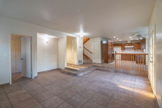 Building Photo - 9566 Scarboro Pl