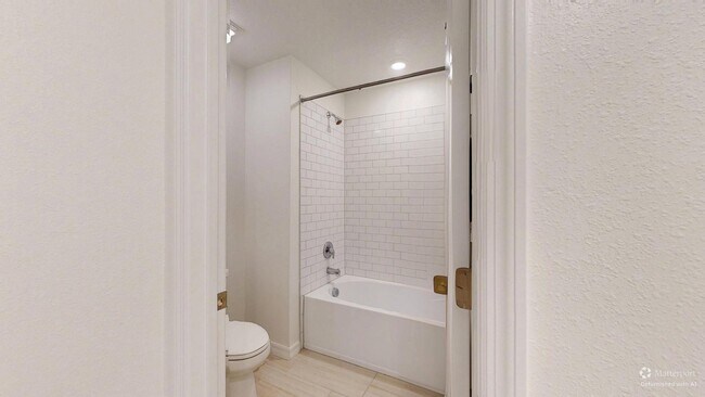 Building Photo - 8541 Bella Mar Trl E