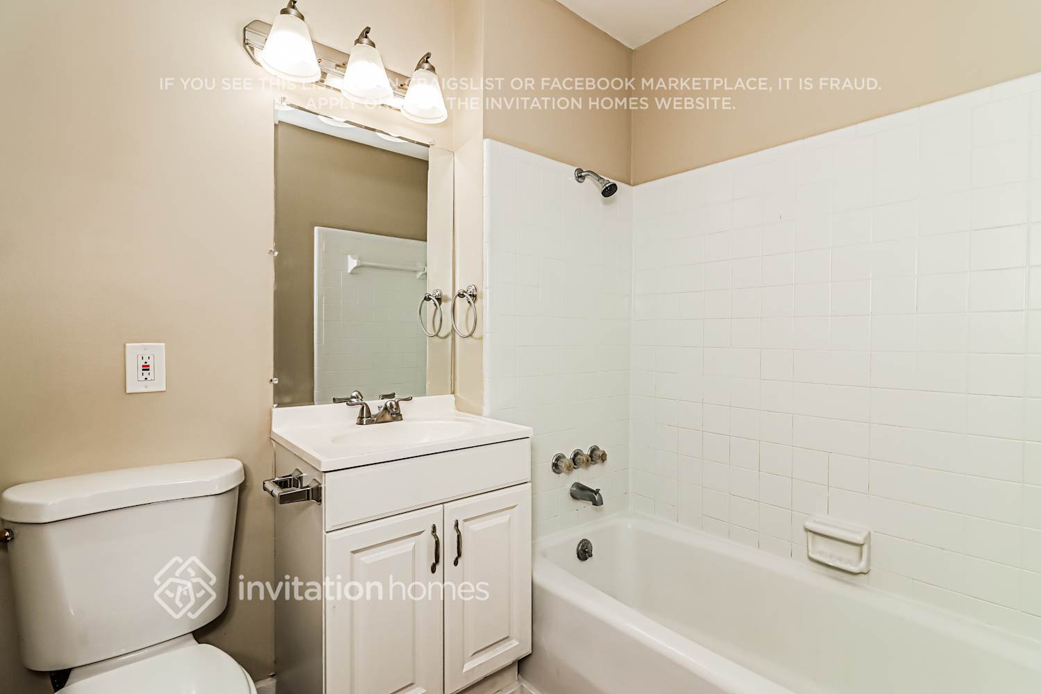 Building Photo - 2481 W Bridge Pl