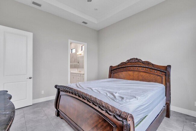 Building Photo - 9399 SW Pepoli Way