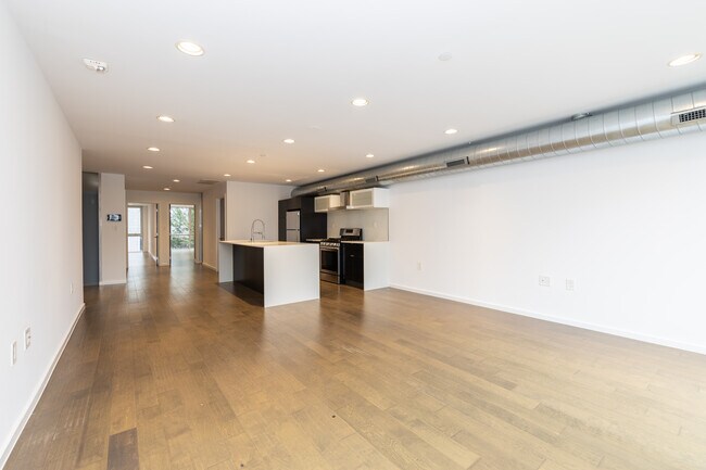 Building Photo - 1422 N 7th St