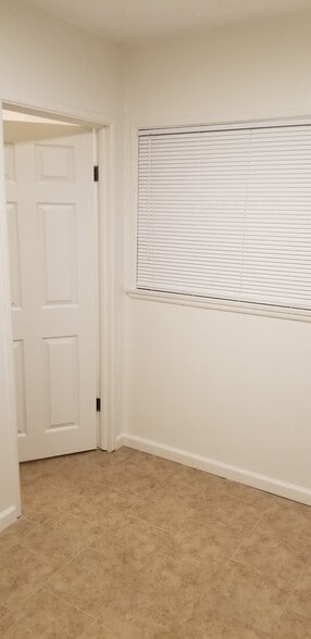 Building Photo - 1510 Haldon St