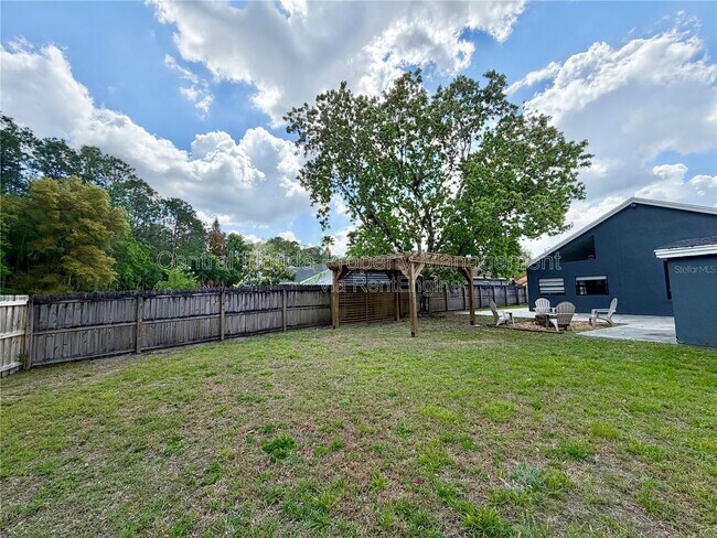 Building Photo - 10227 Comfort Cir