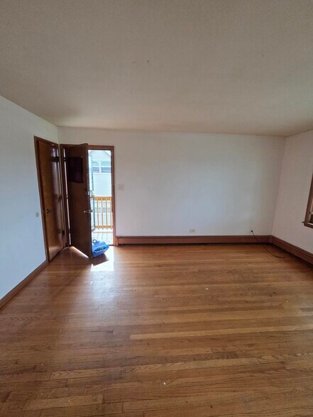 Building Photo - 724 W 138th St